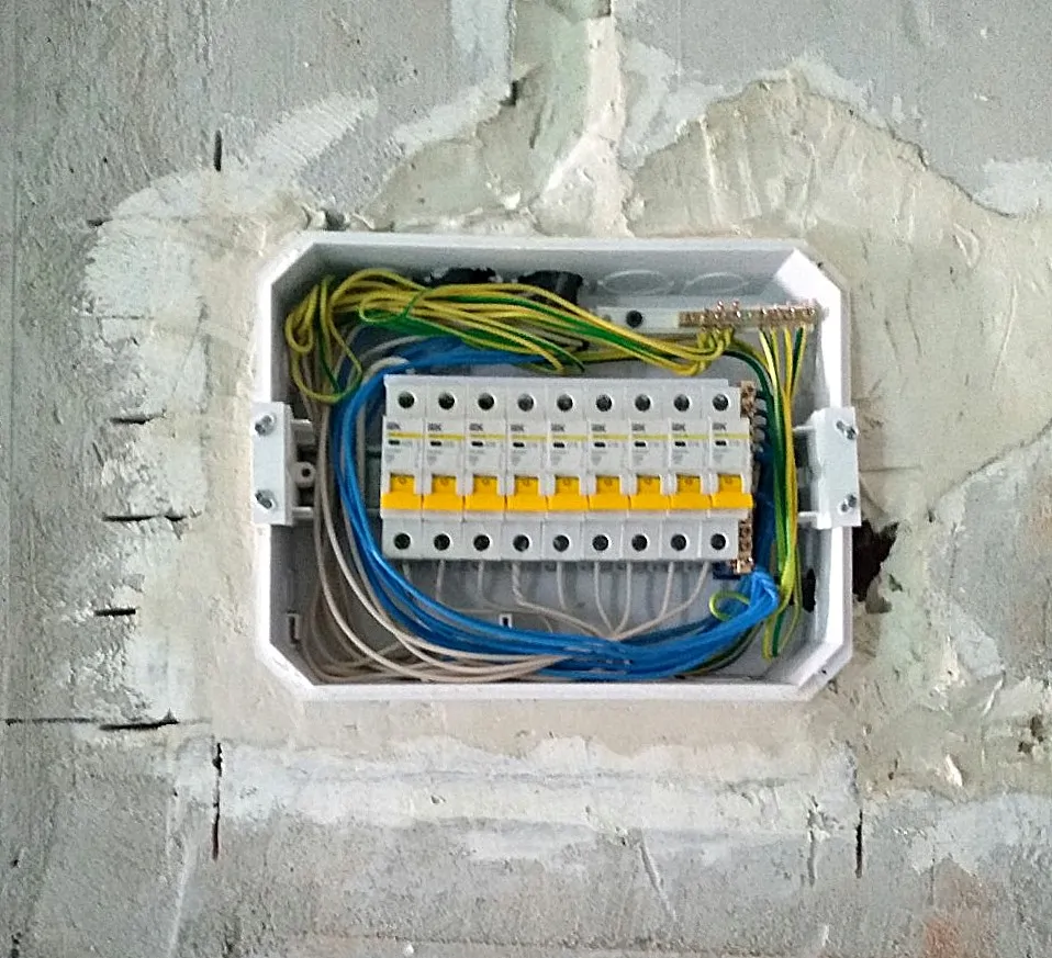 Автоматический переключатель